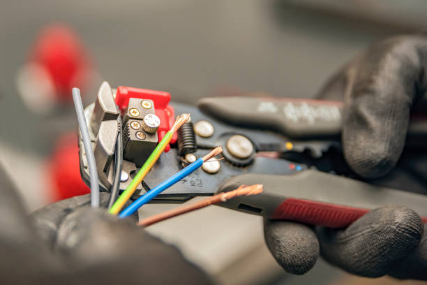 Best Circuit Breaker Repair  in West Milton, OH